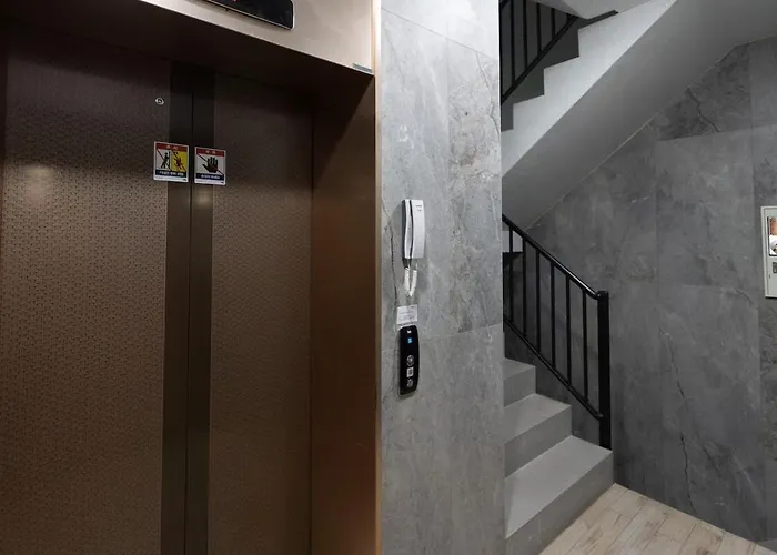 Daire 신규!홍대입구역5분,무료주차,elevator,인천공항직행50분, 강남역30분,홍대거리 Seul