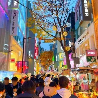 Daire 신규!홍대입구역5분,무료주차,elevator,인천공항직행50분, 강남역30분,홍대거리 *